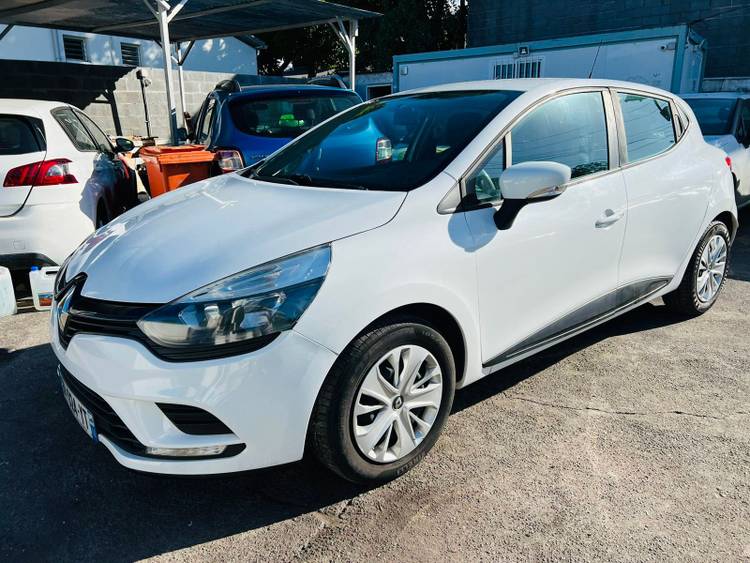 voiture occasion RENAULT CLIO à la Réunion disponible sur noutlauto.re
