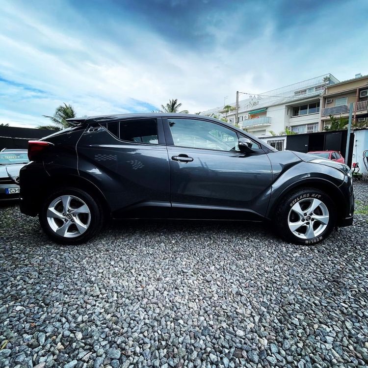 voiture occasion TOYOTA C-HR à la Réunion disponible sur noutlauto.re