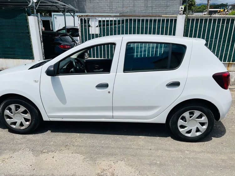 voiture occasion DACIA SANDERO à la Réunion disponible sur noutlauto.re