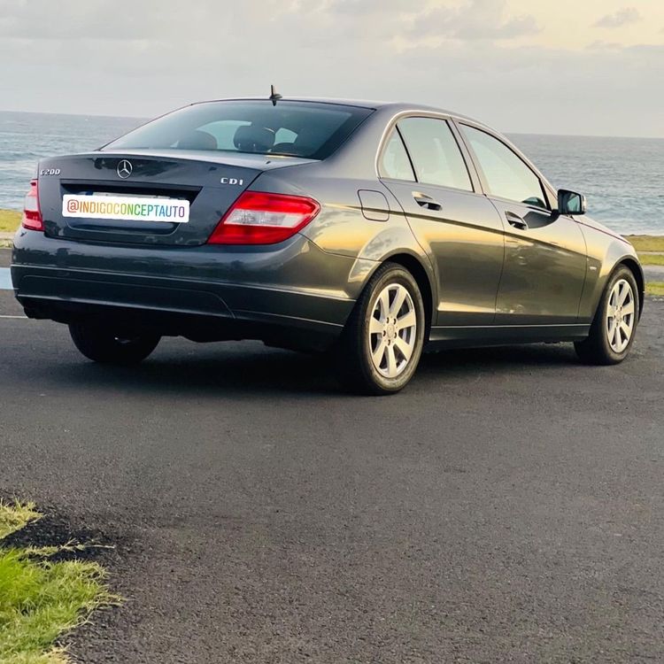 voiture occasion MERCEDES CLASSE C à la Réunion disponible sur noutlauto.re