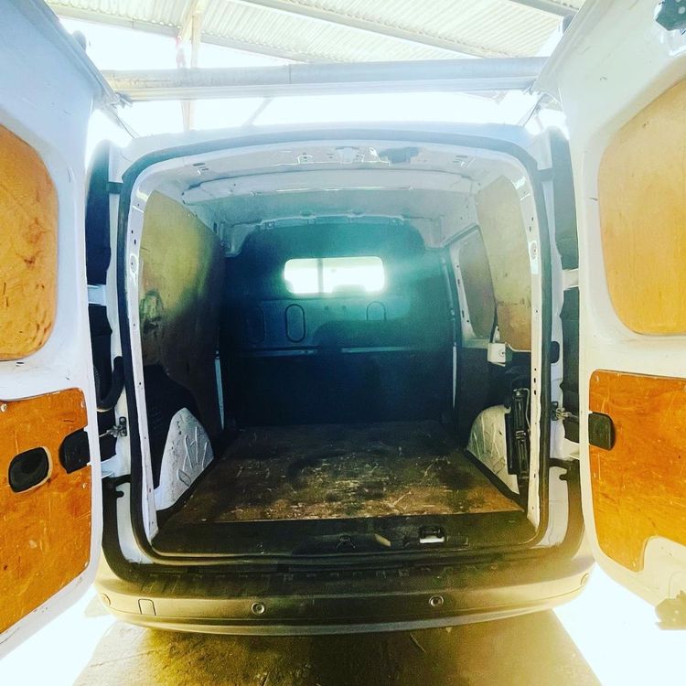 voiture occasion RENAULT KANGOO à la Réunion disponible sur noutlauto.re