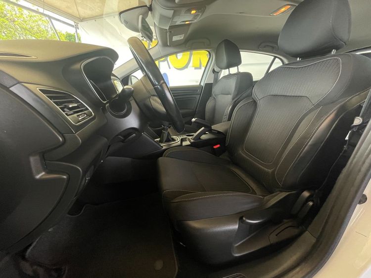 voiture occasion RENAULT MEGANE à la Réunion disponible sur noutlauto.re
