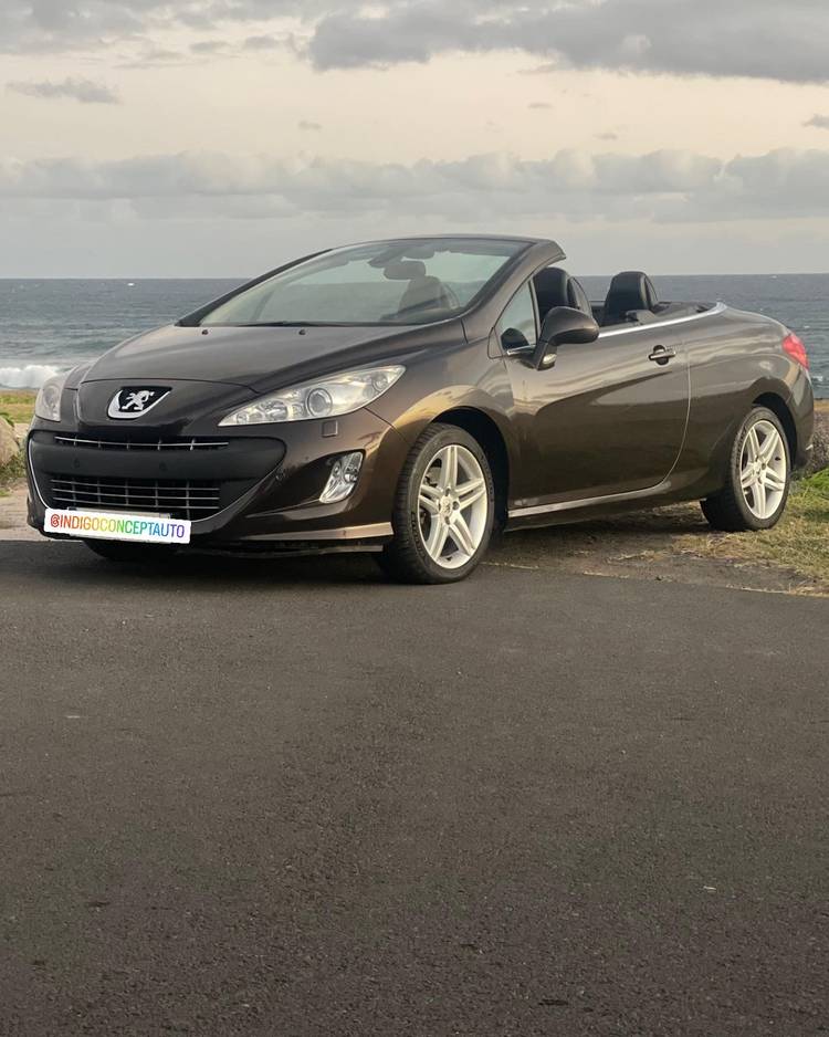 voiture occasion PEUGEOT 308 à la Réunion disponible sur noutlauto.re