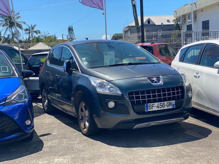 voiture occasion PEUGEOT 3008 à la Réunion disponible sur noutlauto.re
