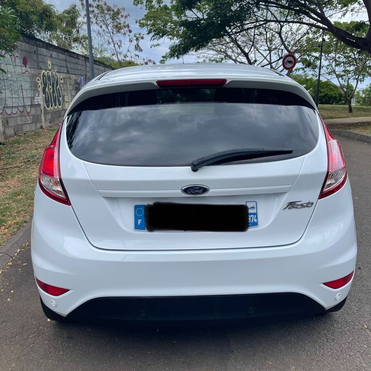 voiture occasion FORD FIESTA à la Réunion disponible sur noutlauto.re