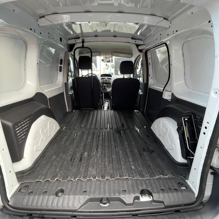 voiture occasion RENAULT KANGOO à la Réunion disponible sur noutlauto.re