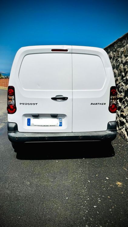 voiture occasion PEUGEOT PARTNER à la Réunion disponible sur noutlauto.re