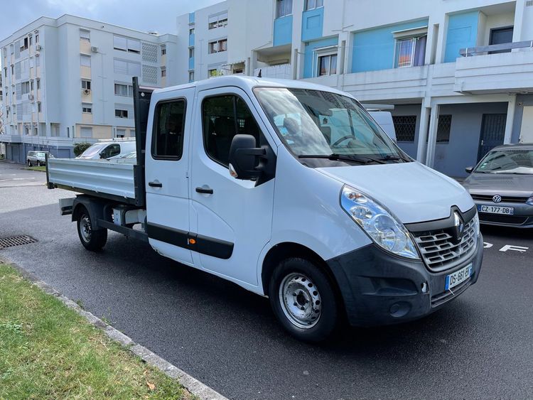 voiture occasion RENAULT MASTER à la Réunion disponible sur noutlauto.re