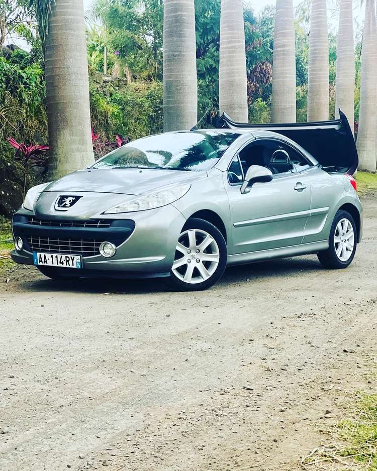 voiture occasion PEUGEOT 207 à la Réunion disponible sur noutlauto.re
