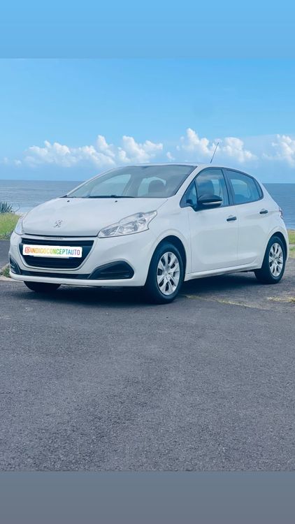 voiture occasion PEUGEOT 208 à la Réunion disponible sur noutlauto.re