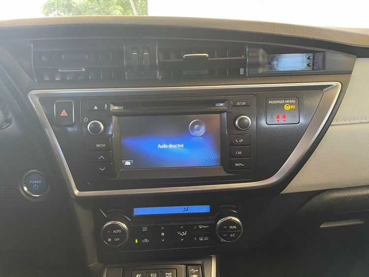 voiture occasion TOYOTA AURIS à la Réunion disponible sur noutlauto.re