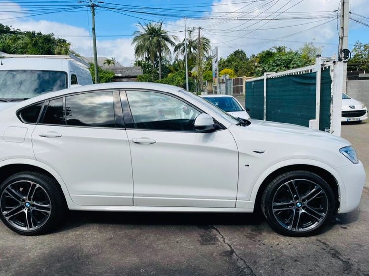 voiture occasion BMW X4 à la Réunion disponible sur noutlauto.re
