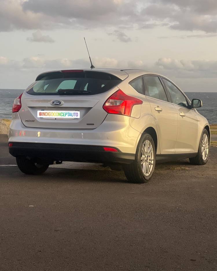 voiture occasion FORD FOCUS à la Réunion disponible sur noutlauto.re