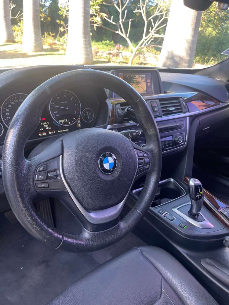 voiture occasion BMW SERIE 3 à la Réunion disponible sur noutlauto.re