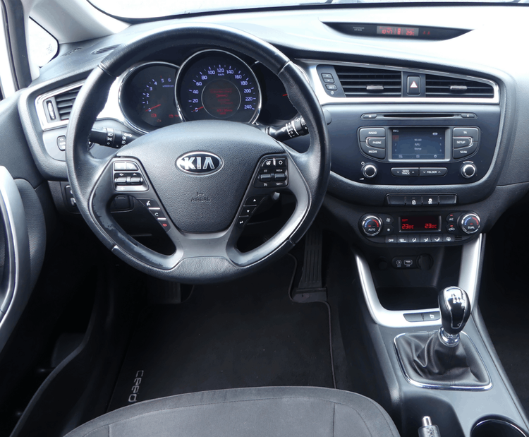 voiture occasion KIA CEE-D à la Réunion disponible sur noutlauto.re