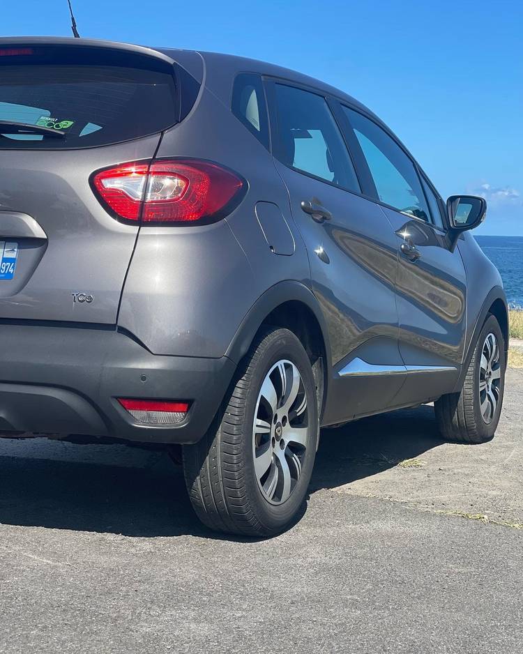 voiture occasion RENAULT CAPTUR à la Réunion disponible sur noutlauto.re