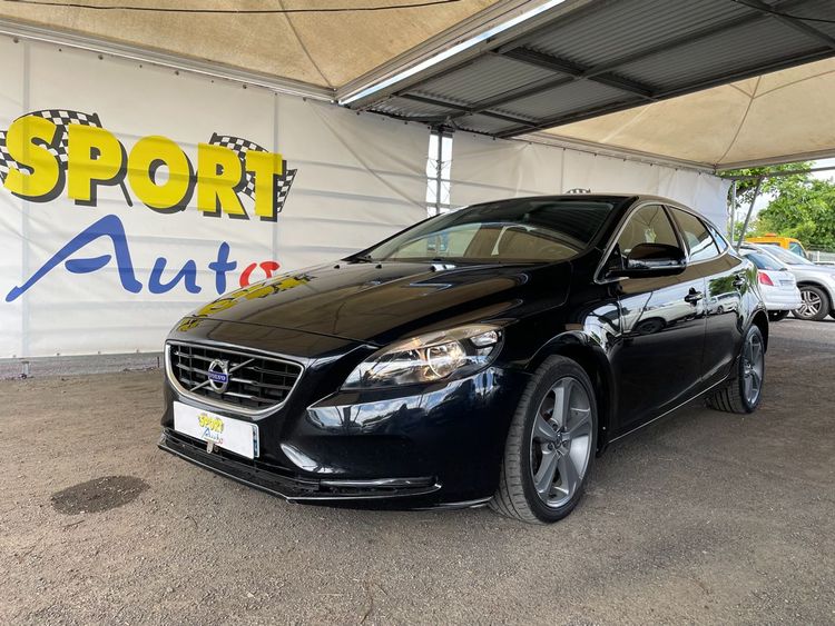 voiture occasion VOLVO V 40 à la Réunion disponible sur noutlauto.re