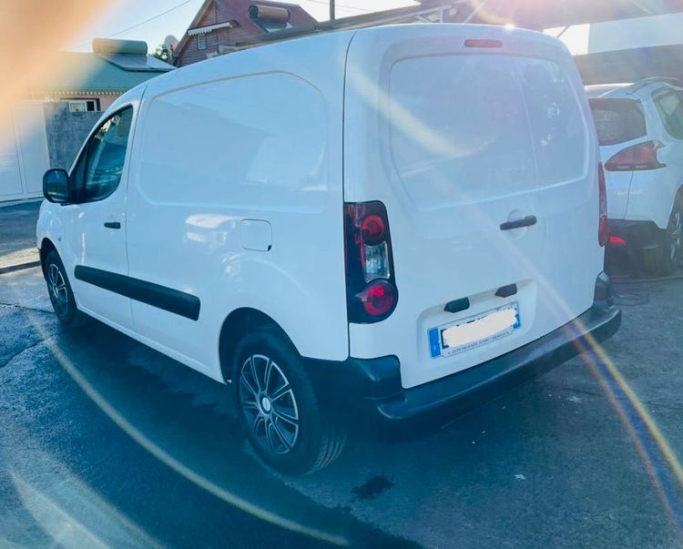 voiture occasion PEUGEOT PARTNER à la Réunion disponible sur noutlauto.re