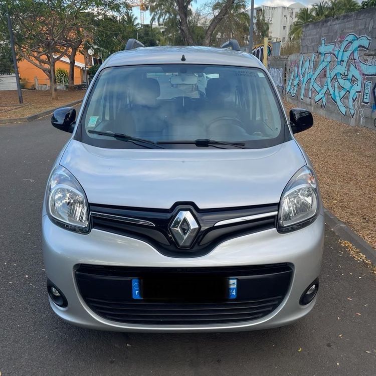 voiture occasion RENAULT KANGOO à la Réunion disponible sur noutlauto.re