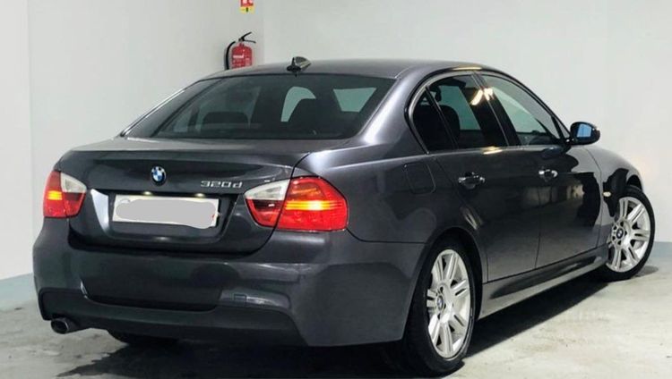 voiture occasion BMW SERIE 3 à la Réunion disponible sur noutlauto.re