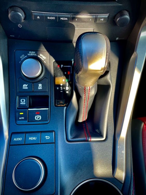 voiture occasion LEXUS NX à la Réunion disponible sur noutlauto.re