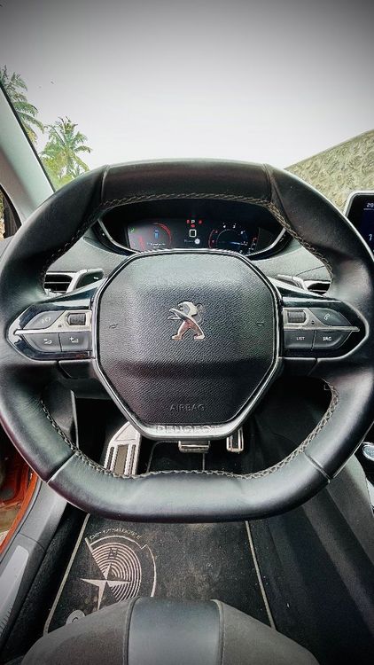 voiture occasion PEUGEOT 3008 à la Réunion disponible sur noutlauto.re
