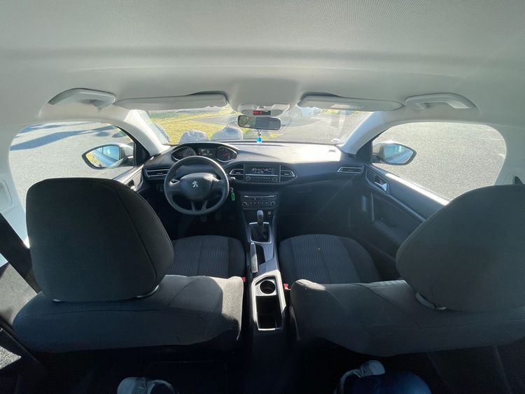 voiture occasion PEUGEOT 308 à la Réunion disponible sur noutlauto.re