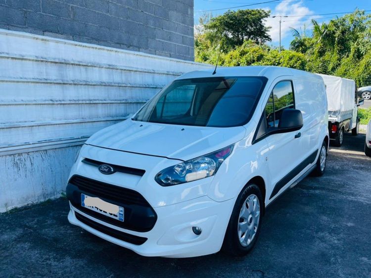 voiture occasion FORD TRANSIT CONNECT à la Réunion disponible sur noutlauto.re