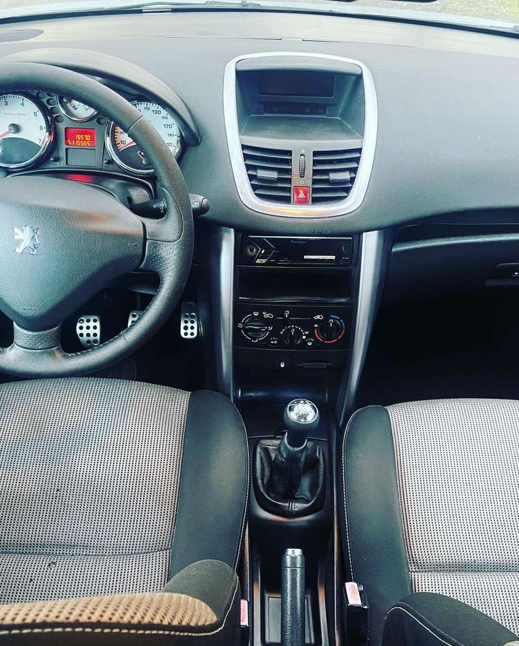 voiture occasion PEUGEOT 207 à la Réunion disponible sur noutlauto.re
