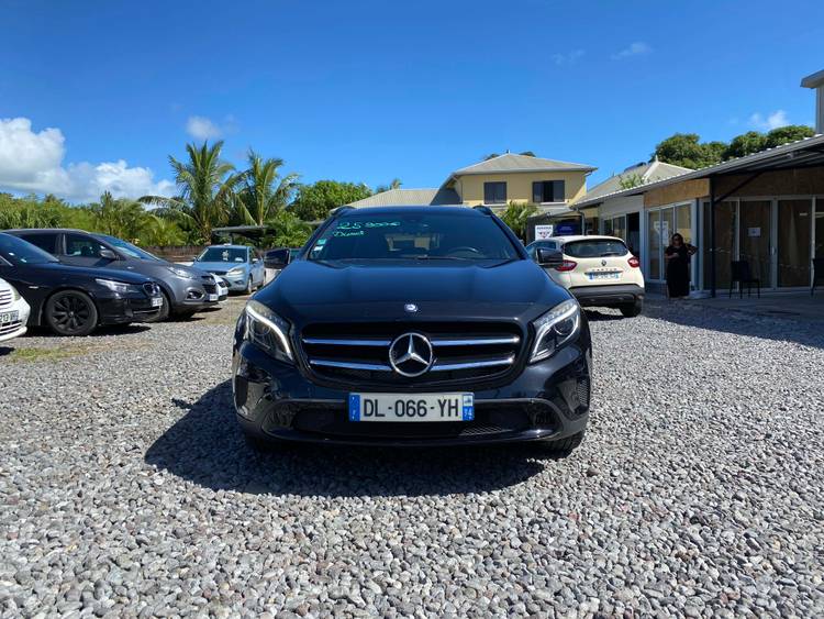 voiture occasion MERCEDES CLASSE GLA à la Réunion disponible sur noutlauto.re