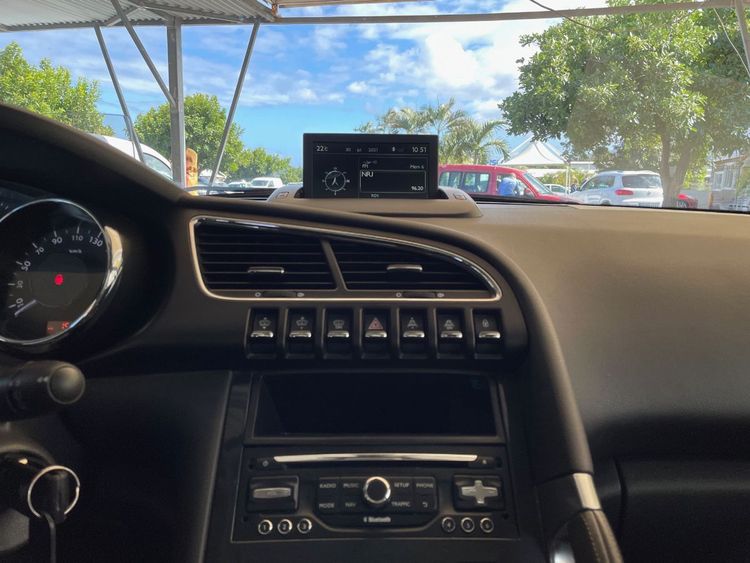 voiture occasion PEUGEOT 3008 à la Réunion disponible sur noutlauto.re