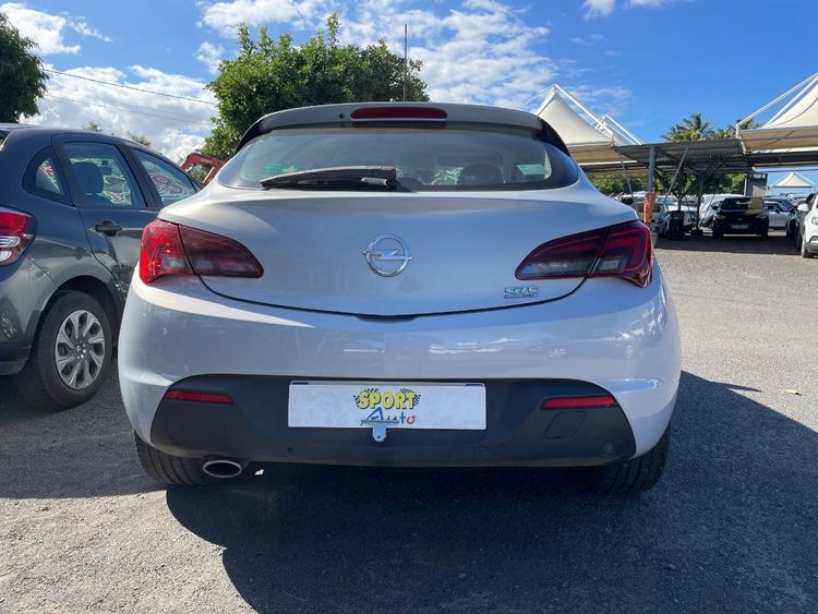 voiture occasion OPEL ASTRA à la Réunion disponible sur noutlauto.re