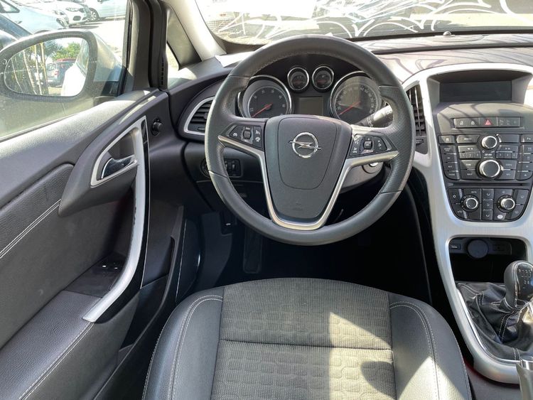 voiture occasion OPEL ASTRA à la Réunion disponible sur noutlauto.re