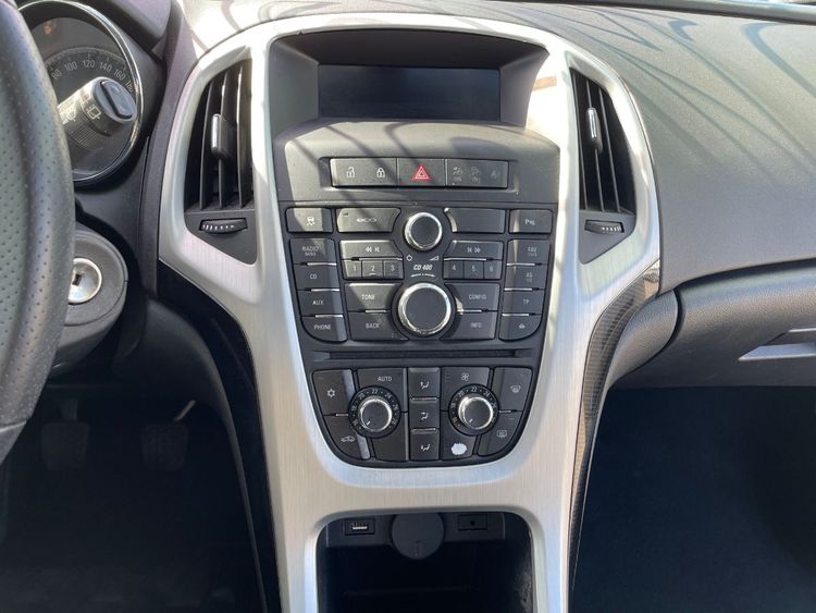 voiture occasion OPEL ASTRA à la Réunion disponible sur noutlauto.re