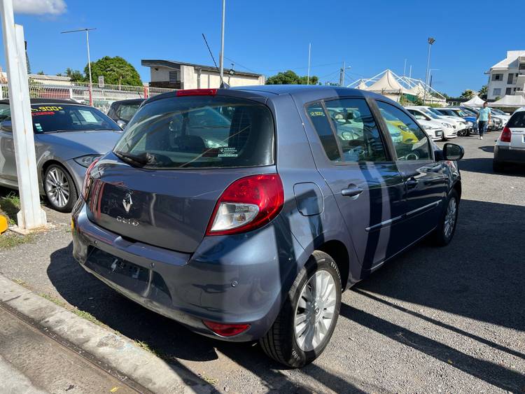 voiture occasion RENAULT CLIO à la Réunion disponible sur noutlauto.re