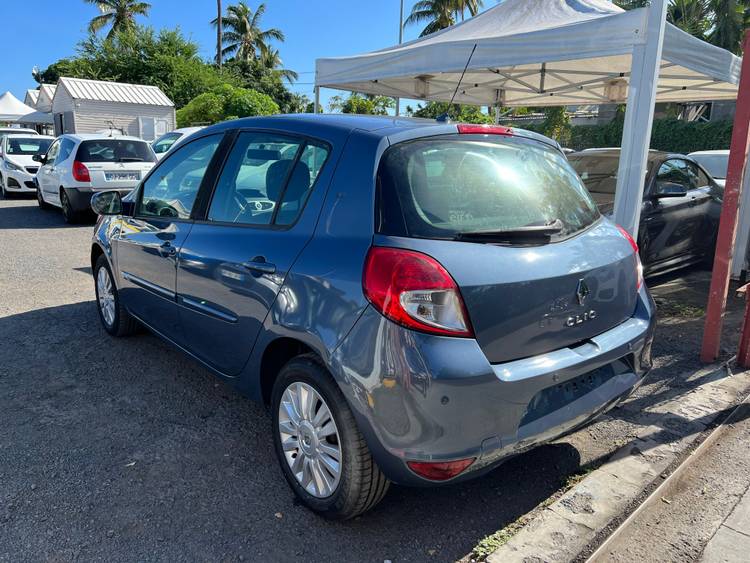 voiture occasion RENAULT CLIO à la Réunion disponible sur noutlauto.re