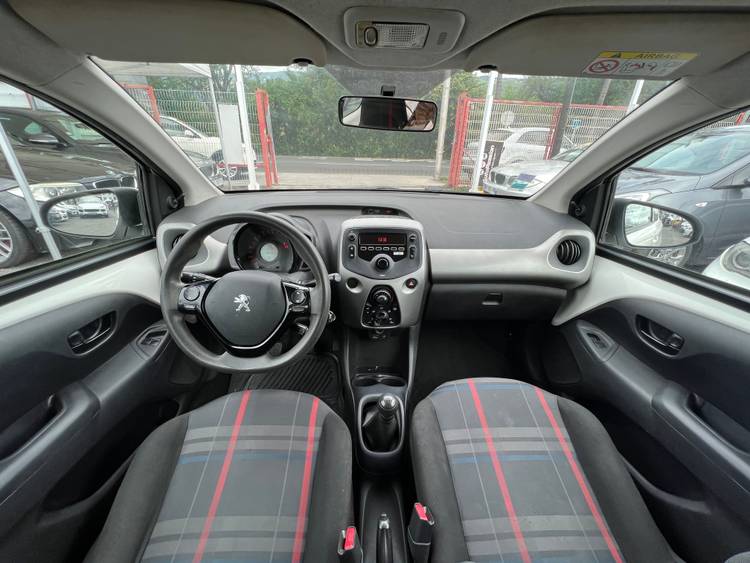 voiture occasion PEUGEOT 108 à la Réunion disponible sur noutlauto.re