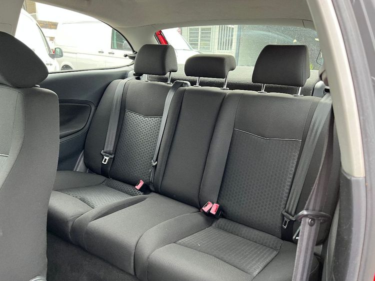 voiture occasion SEAT IBIZA à la Réunion disponible sur noutlauto.re