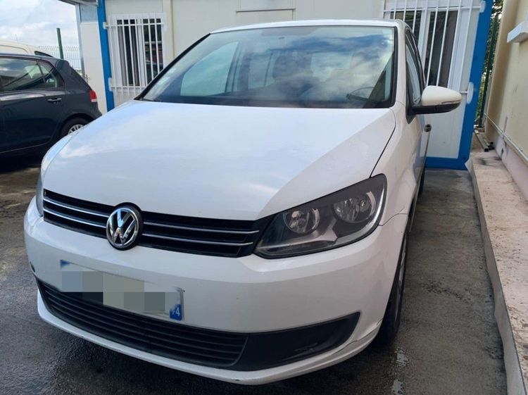voiture occasion VOLKSWAGEN TOURAN à la Réunion disponible sur noutlauto.re