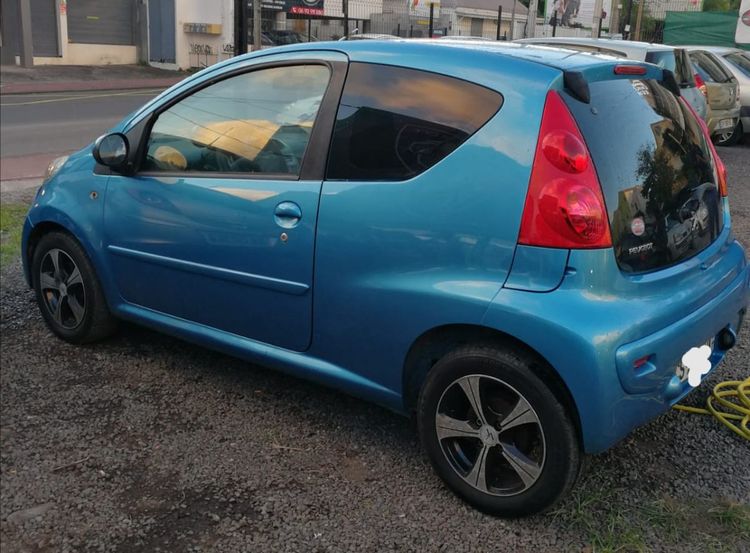 voiture occasion PEUGEOT 107 à la Réunion disponible sur noutlauto.re