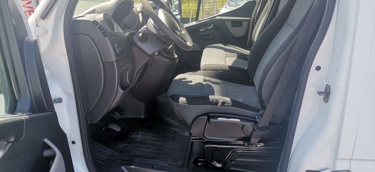 voiture occasion RENAULT MASTER à la Réunion disponible sur noutlauto.re