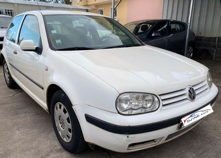 voiture occasion VOLKSWAGEN GOLF à la Réunion disponible sur noutlauto.re