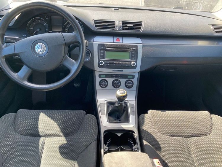 voiture occasion VOLKSWAGEN PASSAT à la Réunion disponible sur noutlauto.re