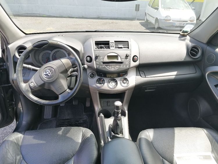 voiture occasion TOYOTA RAV4 à la Réunion disponible sur noutlauto.re