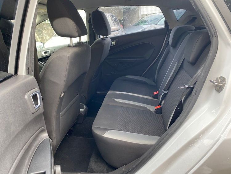 voiture occasion FORD FIESTA à la Réunion disponible sur noutlauto.re