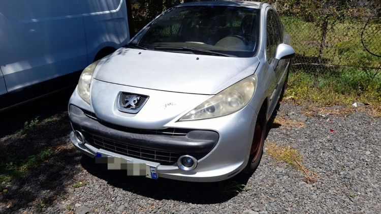 voiture occasion PEUGEOT 207 à la Réunion disponible sur noutlauto.re