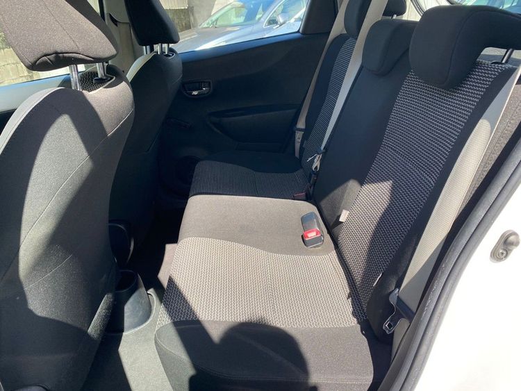 voiture occasion TOYOTA YARIS à la Réunion disponible sur noutlauto.re