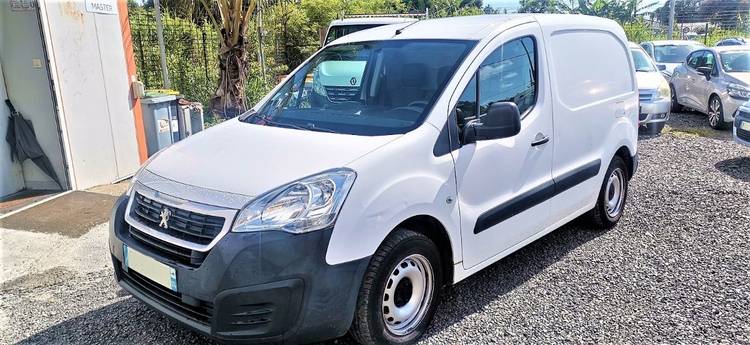 voiture occasion PEUGEOT PARTNER à la Réunion disponible sur noutlauto.re