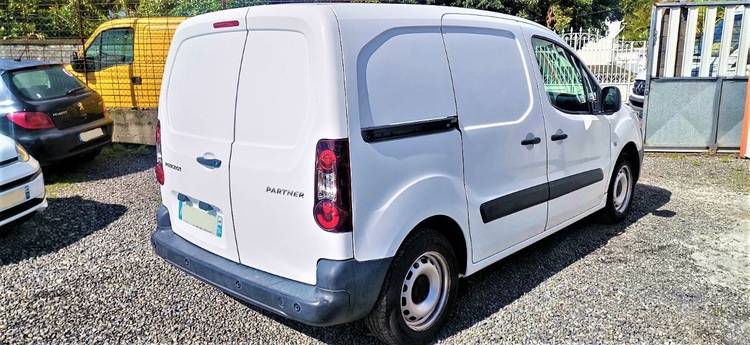 voiture occasion PEUGEOT PARTNER à la Réunion disponible sur noutlauto.re