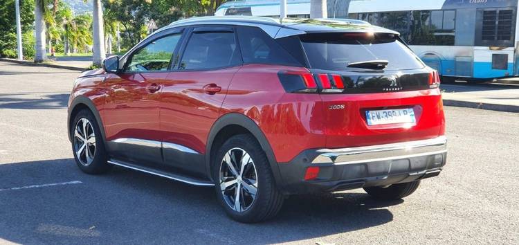 voiture occasion PEUGEOT 3008 à la Réunion disponible sur noutlauto.re
